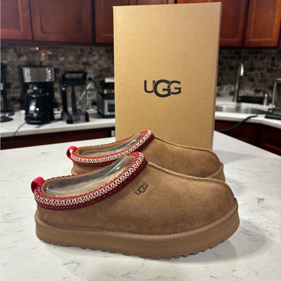 Size 4-6 Euro Sz 36-38 Brand New UGG Kids Tazz Chestnut Slippers 100% authentic - Picture 6 of 12